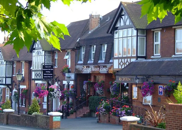 Grange Moor Hotel