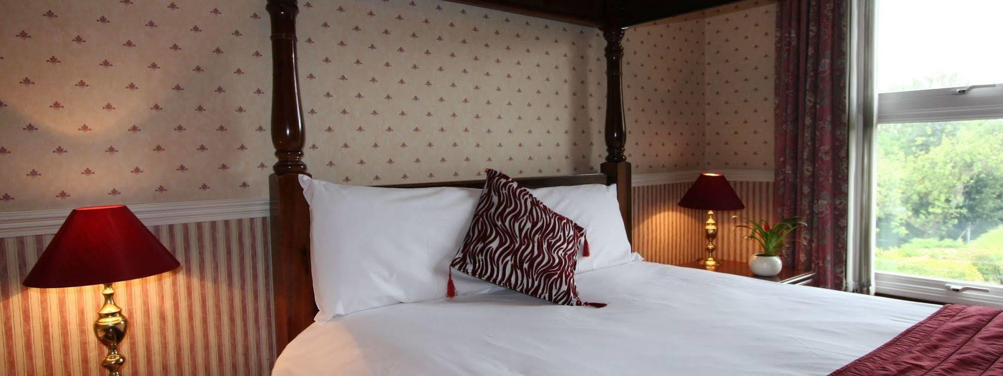 Hotel Grange Moor 3*