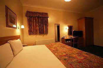 Grange Moor Hotel